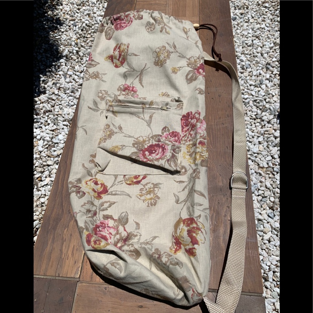 Yoga mat carrier bag